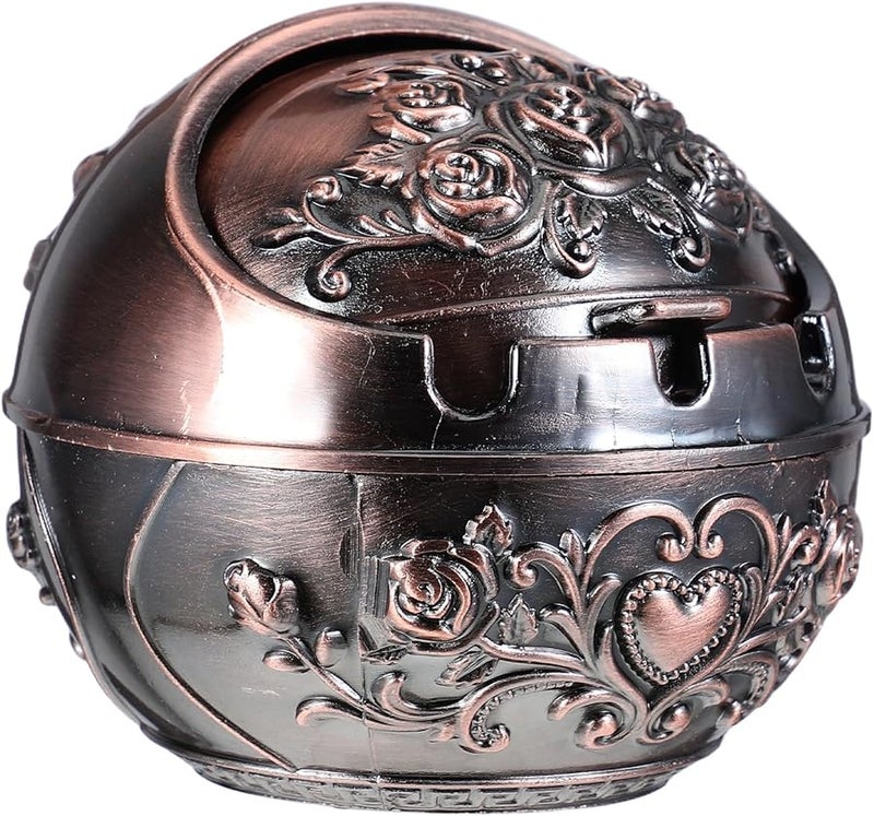 مطفأة سجائر معدنية صغيرة مبدعة مع غطاء محمولة مقاومة للرياح للاستخدام في الهواء الطلق في الفناء المنزلي أو السيارة بلون وردي نحاسي - Image 1